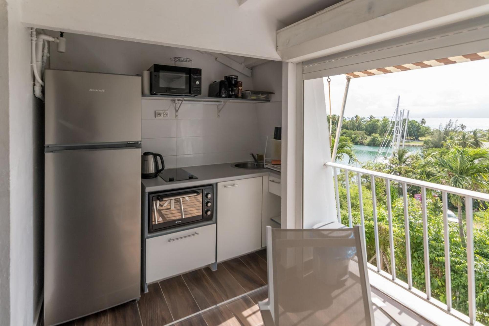 Appartamento Superbe Studio En Duplex, Vue Sur Mer Et Piscine Le Gosier  Esterno foto