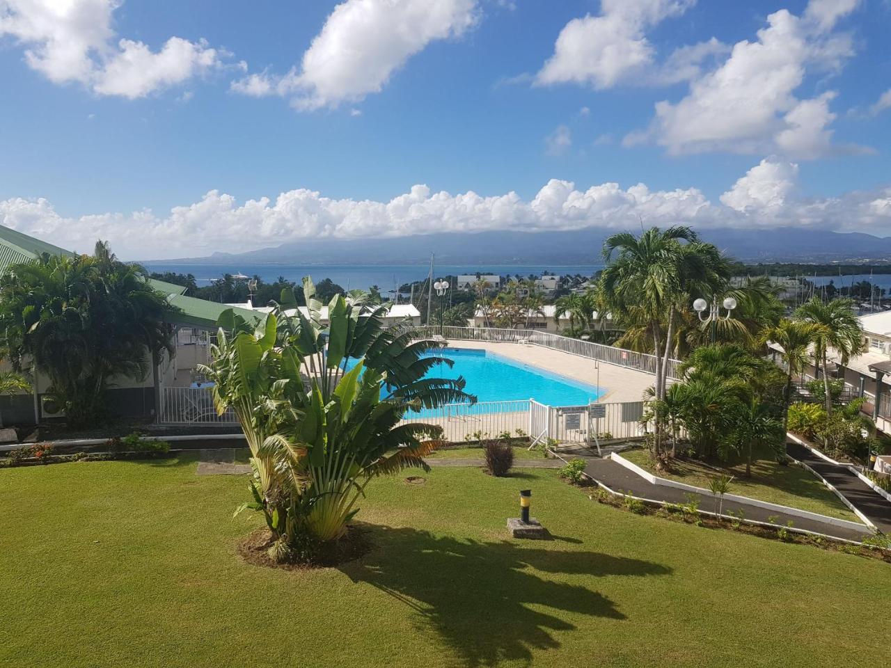 Appartamento Superbe Studio En Duplex, Vue Sur Mer Et Piscine Le Gosier  Esterno foto
